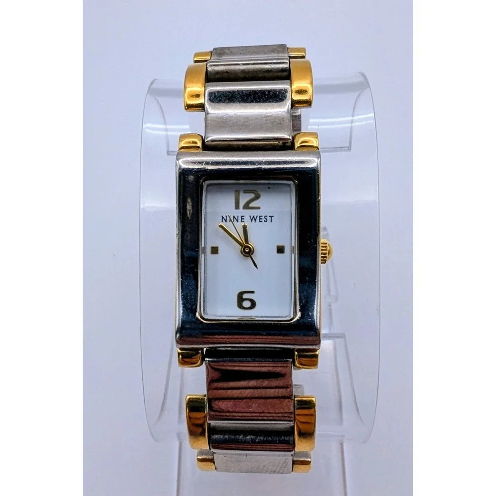 Women's 17mm Two Tone Nine West Watch, Bracelet Band New‎ Battery
